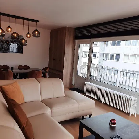 Apartament Lichtrijk En Comfortabel Hoekappartement Met Gratis Parking En Zeer Gelegen - Comme Chez Soi *